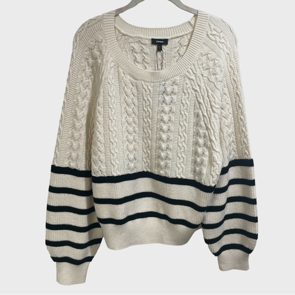 Express White Black Striped Cable Knit Crew Neck Sweater Size Large - Picture 7 of 13